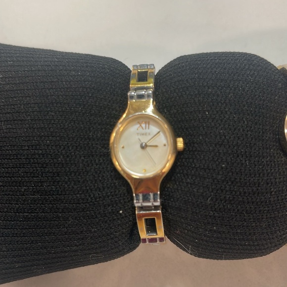 Vintage Timex watch with George watch - Picture 2 of 7